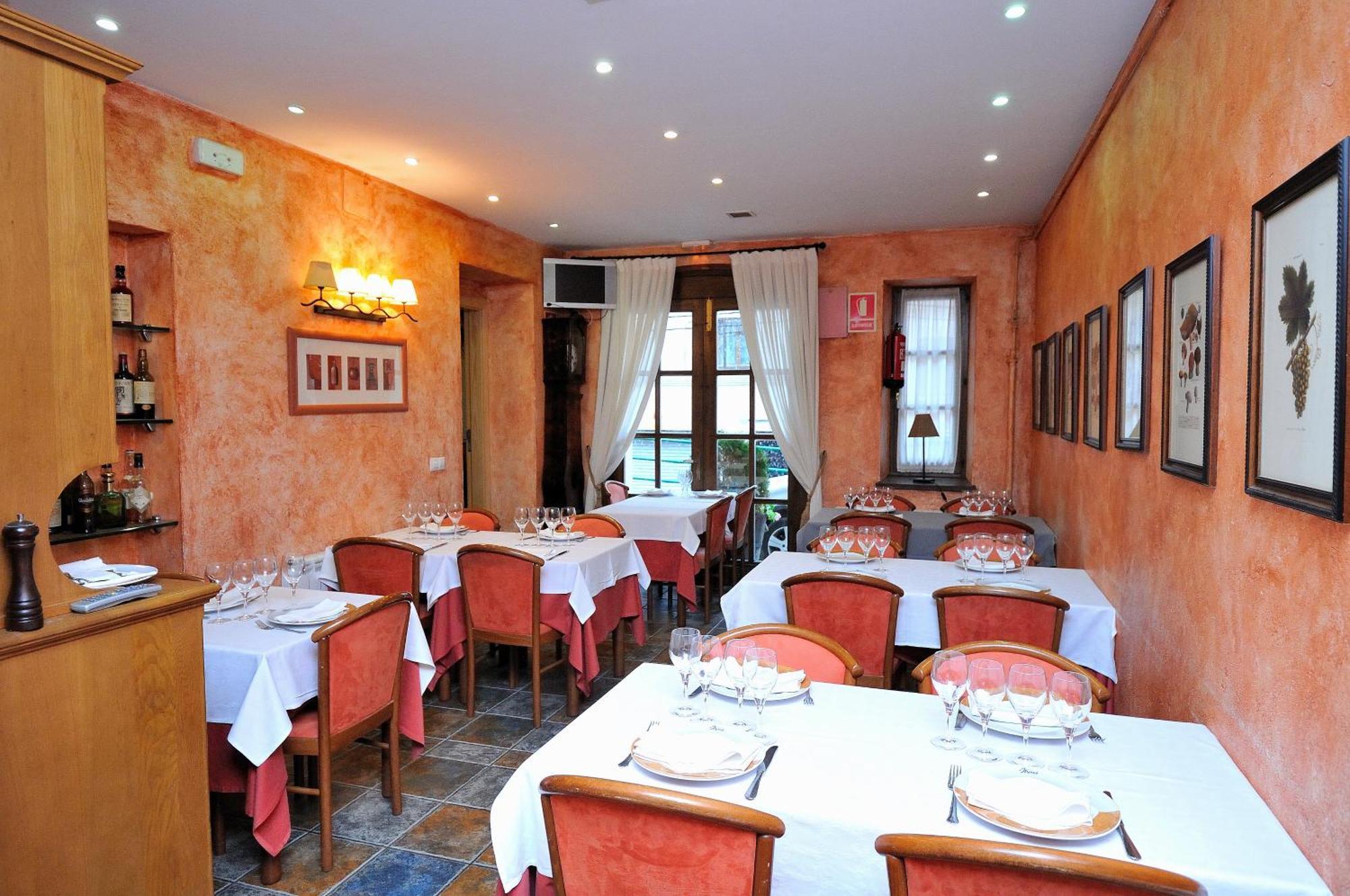 Hotel Fonda Merce Льивия Экстерьер фото