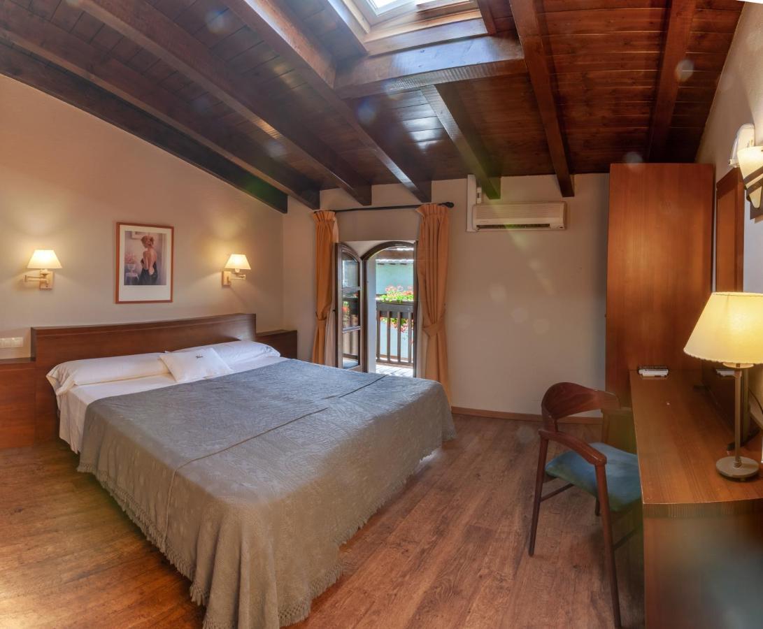 Hotel Fonda Merce Льивия Экстерьер фото