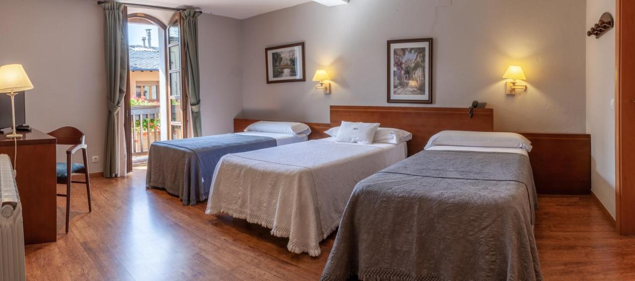 Hotel Fonda Merce Льивия Экстерьер фото